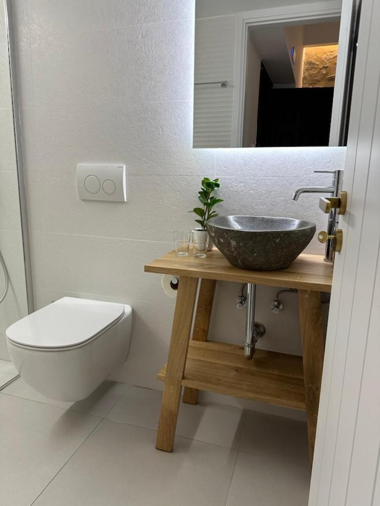 Papanestoras Apartments Kardhamili Luaran gambar