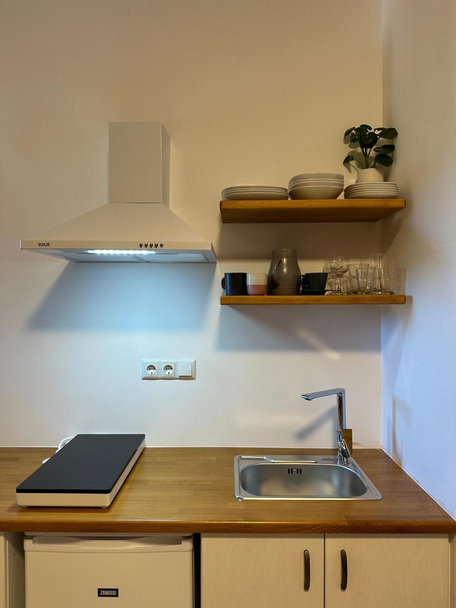 Papanestoras Apartments Kardhamili Luaran gambar