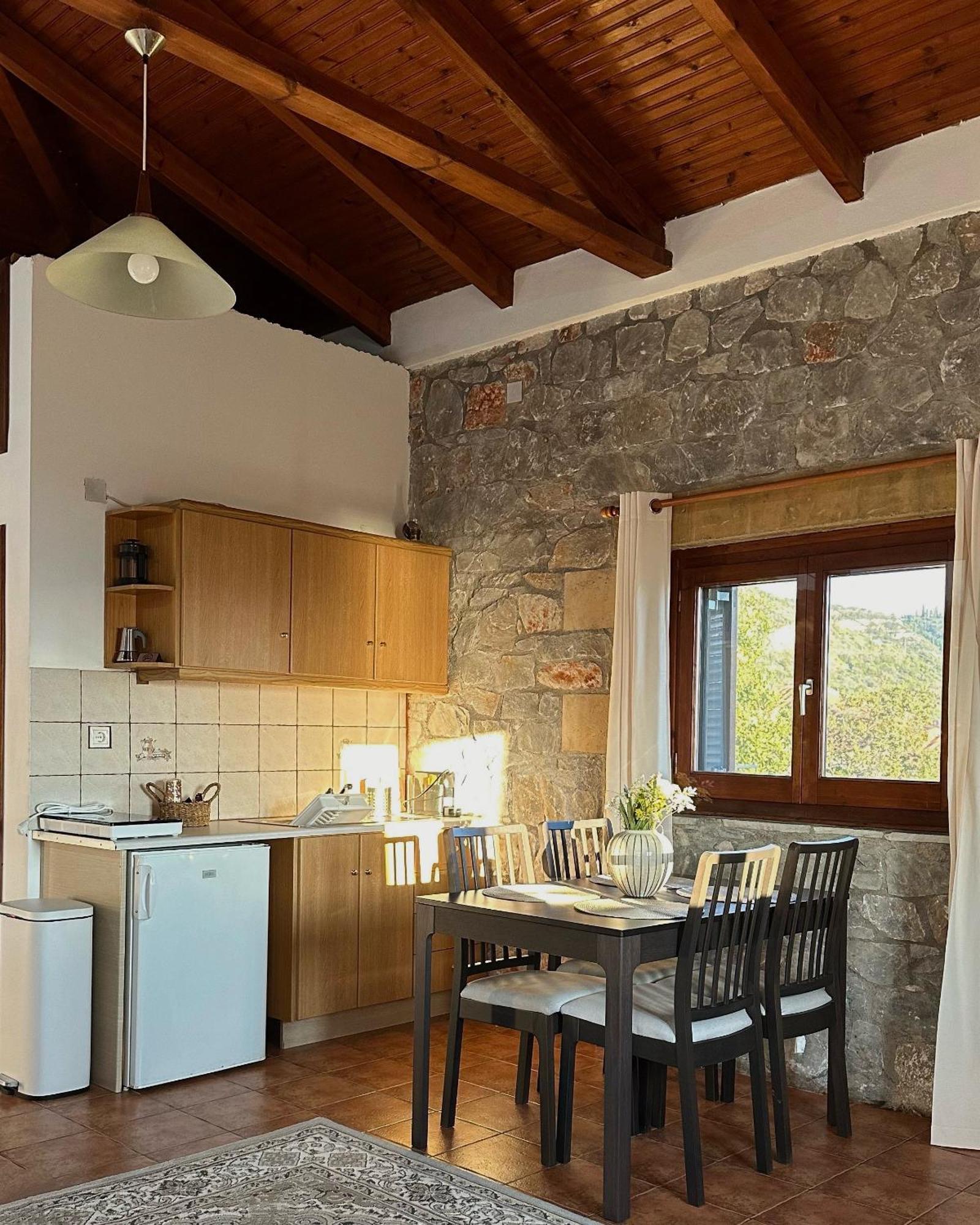 Papanestoras Apartments Kardhamili Luaran gambar