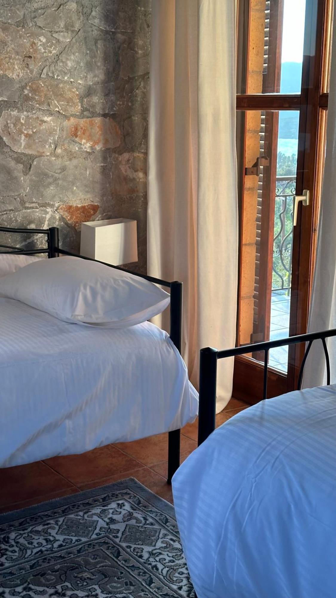 Papanestoras Apartments Kardhamili Luaran gambar